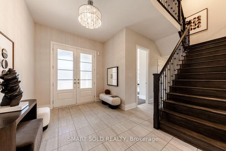 Property Photo: 259 Stormont Trail ON L4H 4P6
