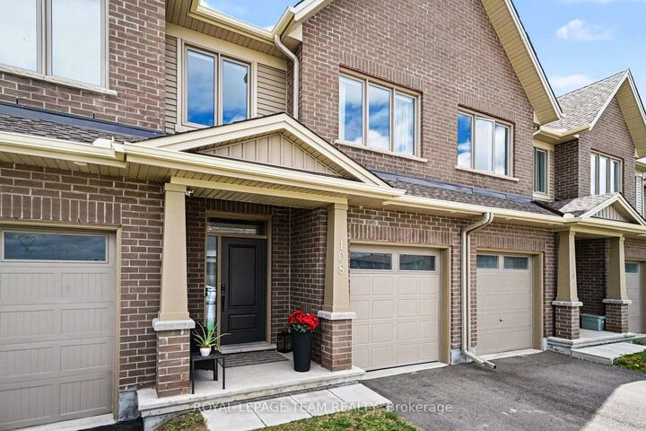 Property Photo: 108 Jardiniere Street ON K2S 2K2