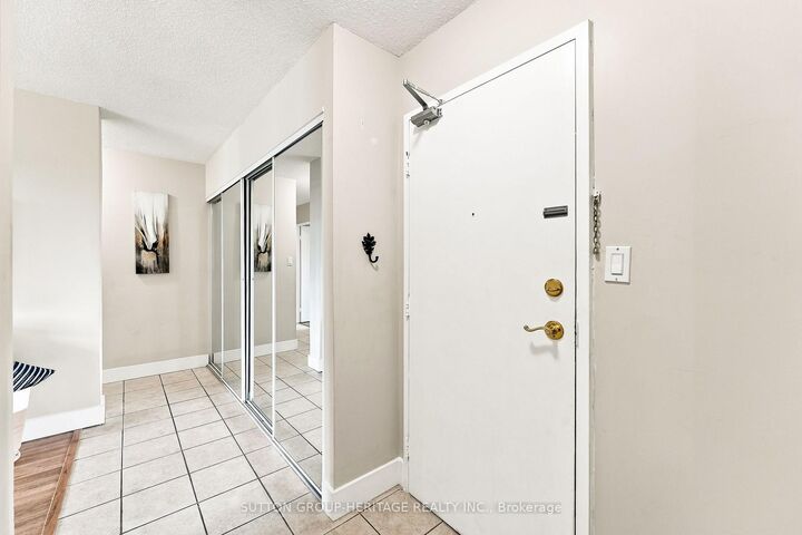 Property Photo: 92 Church Street 301 ON L1S 6B4