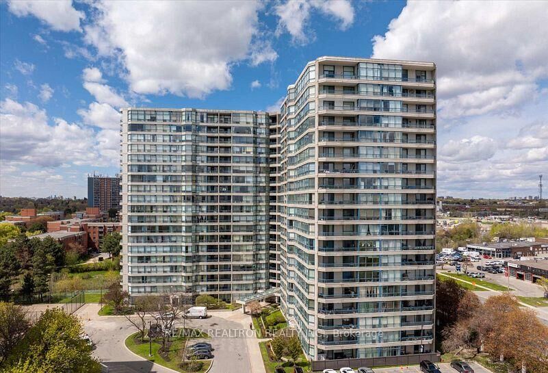 Property Photo:  4725 Sheppard Avenue 704  ON M1S 5B3 