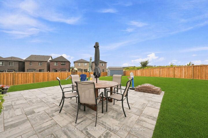 Property Photo: 90 McBride Trail ON L9J 0Y6