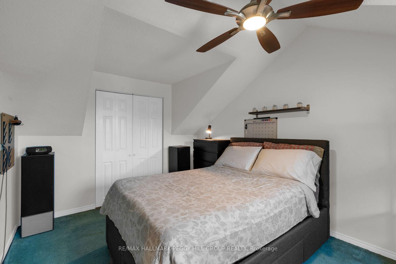 Property Photo:  5 Barwick Drive  ON L4N 6Z7 