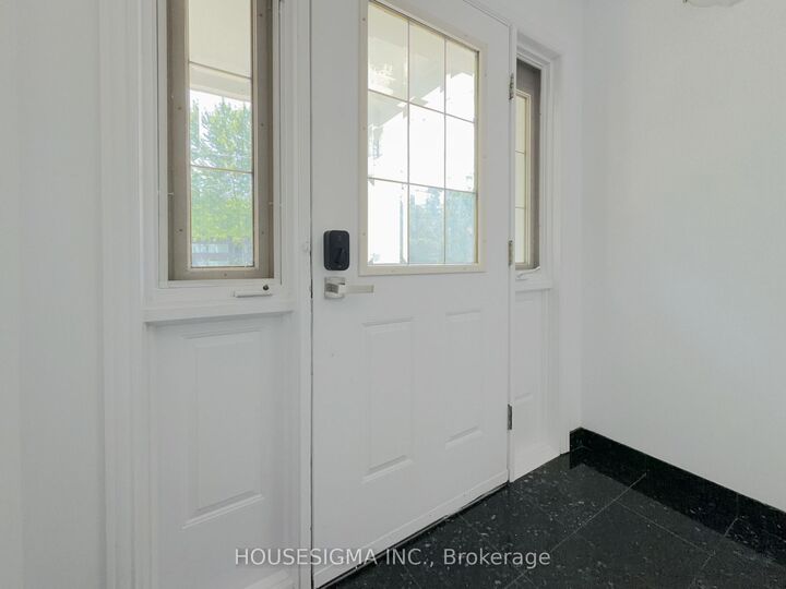 Property Photo: 116 Cranbrooke Avenue Main ON M5M 1M7
