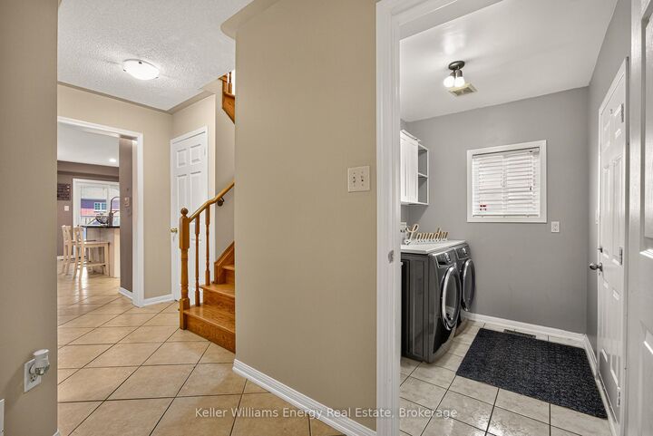 Property Photo: 4 Holman Court ON L1P 1W9