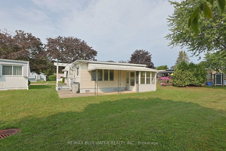 Property Photo:  254 Highland Springs N/A  ON N0M 1T0 