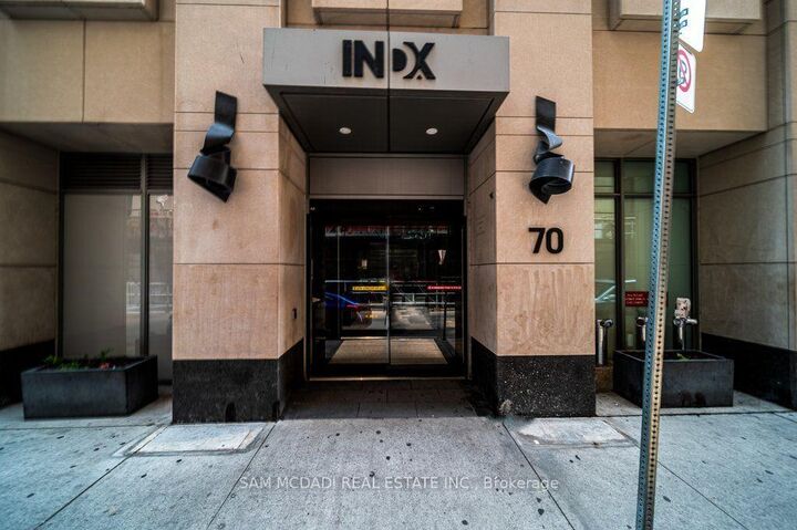 Property Photo: 70 Temperance Street 608 ON M5H 4E8