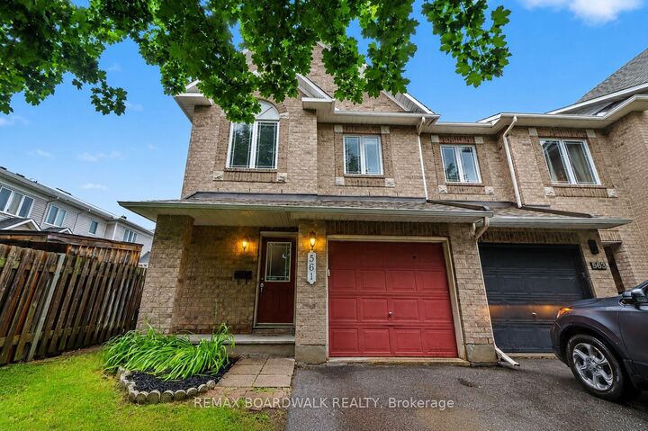Property Photo: 561 Aquaview Drive ON K4A 4V4