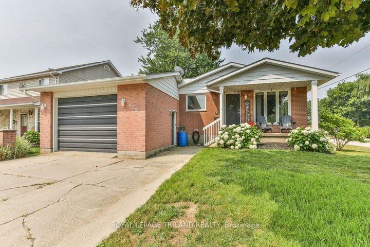 425 Queen Street — photo 1