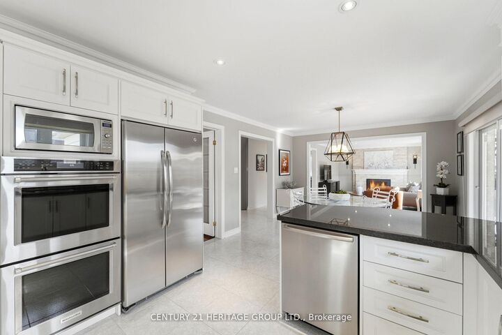Property Photo:  12 Lavinio Court  ON L6A 1V8 