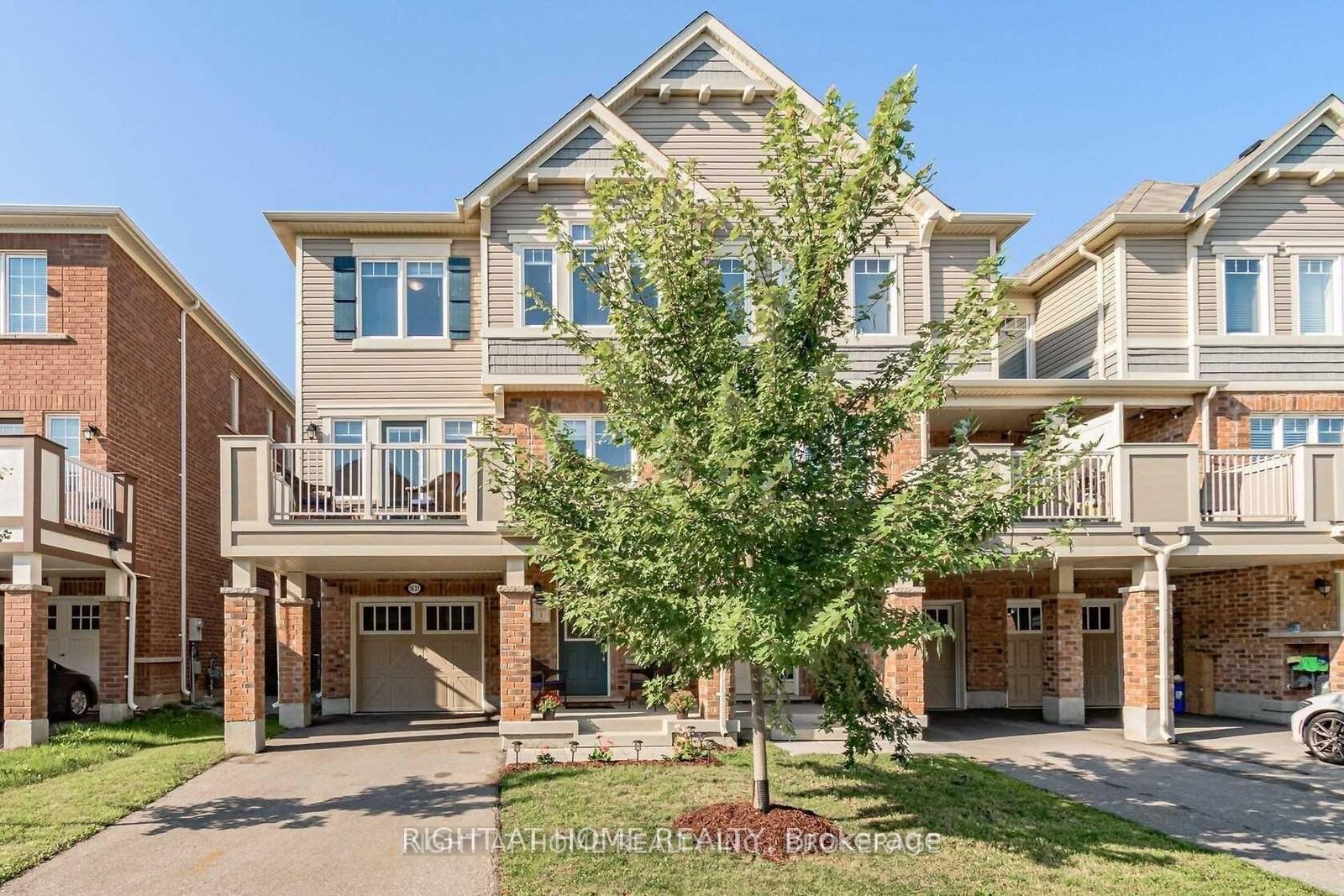 Property Photo:  1631 Leblanc Court  ON L5S 1V6 