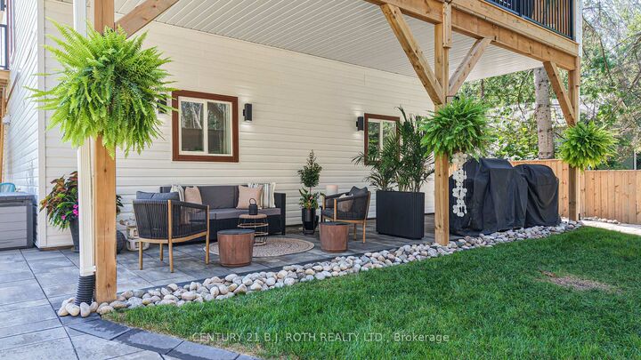 3332 Quetton Street — photo 1