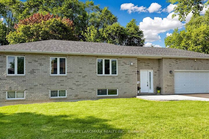 Property Photo: 328 Winnifred Drive ON L4P 3B5