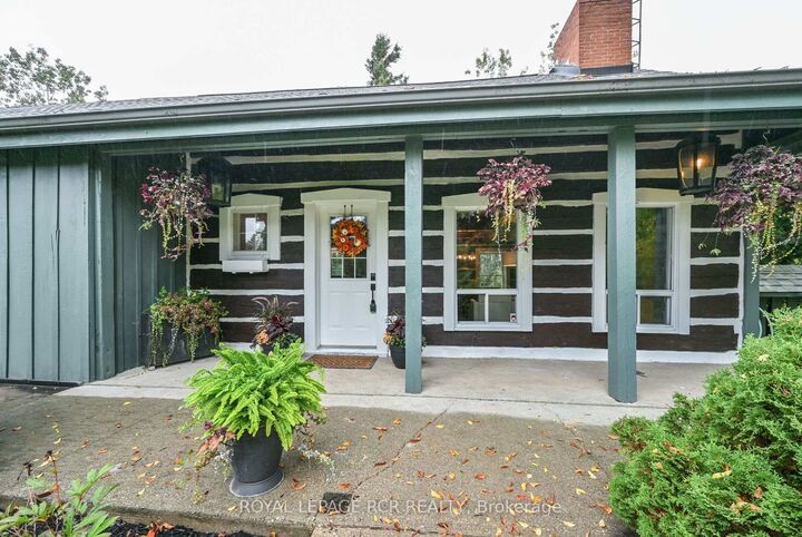 Property Photo: 1762 Queen Street ON L7K 2N6