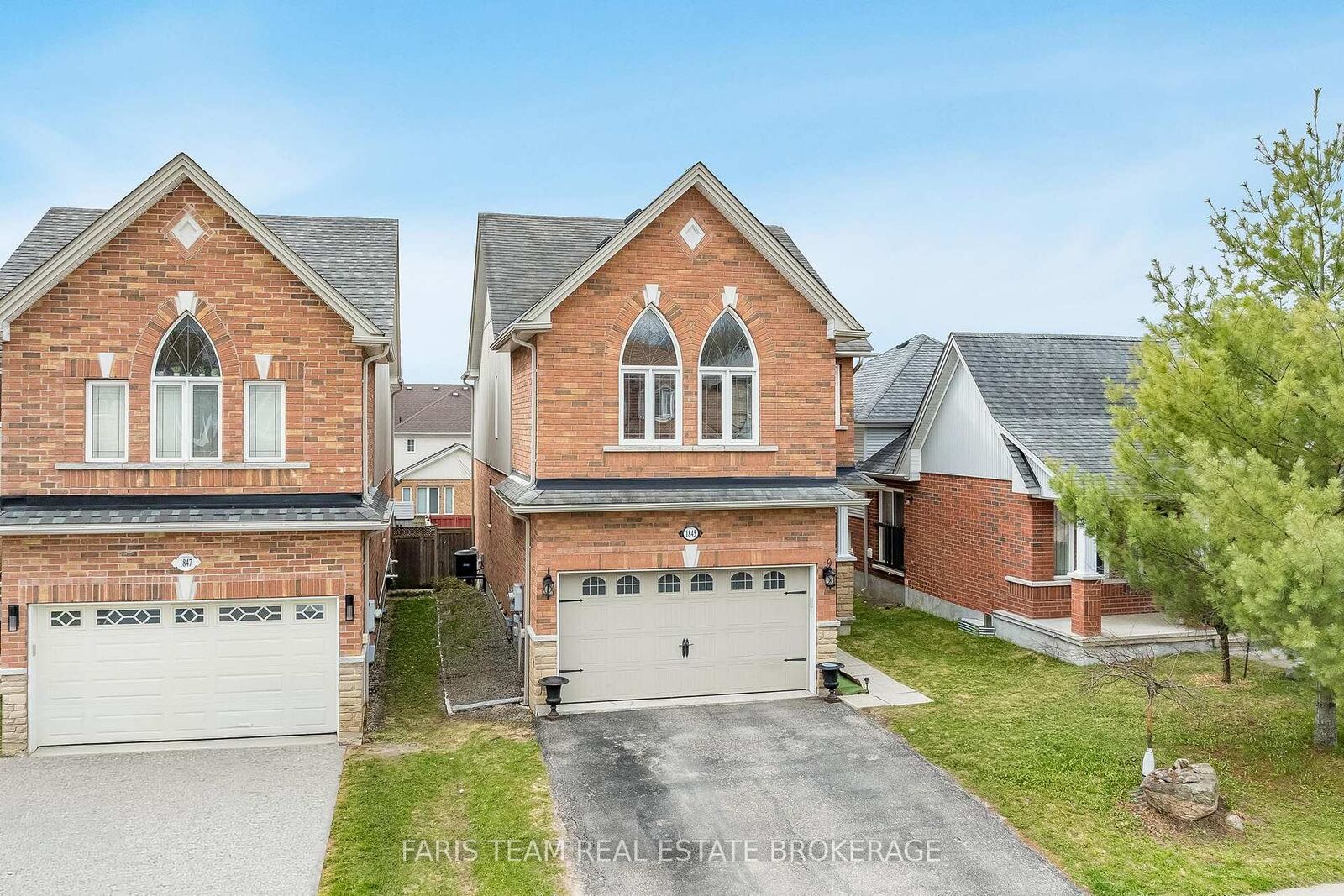 Property Photo: 1845 Lamstone Street ON L9S 4Z8
