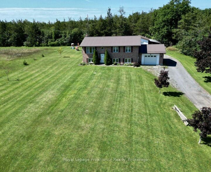 Property Photo: 2631 62 Highway ON K0K 1G0