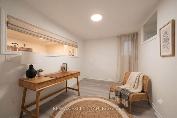Property Photo:  2255 Weston Road 601  ON M9N 1Y5 