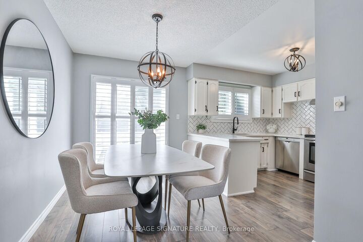 13 Smyth Crescent — photo 1