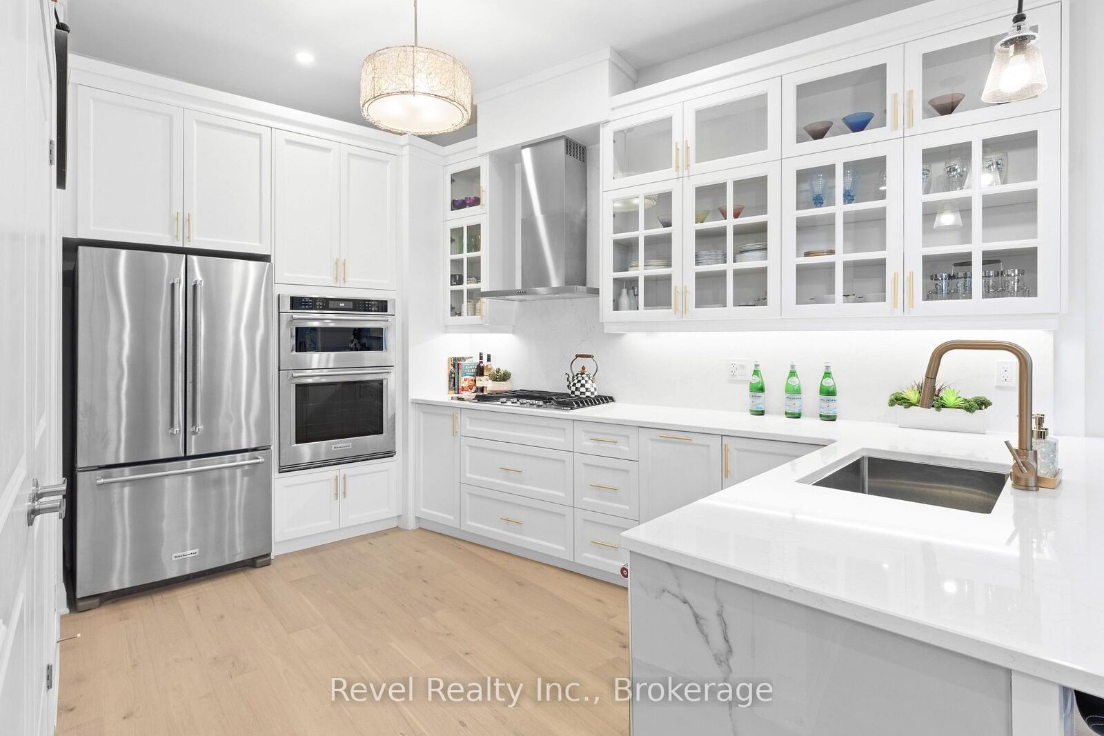 Property Photo: 99 Louisa Street 221 ON K0M 1N0
