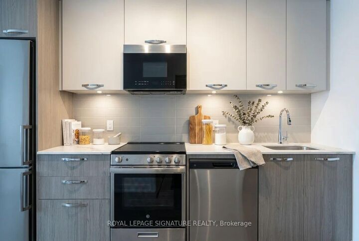 Property Photo:  75 James Street S 1421  ON L8P 2Y9 