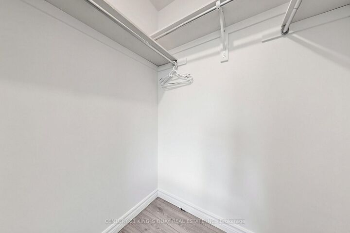 Property Photo: 20 Kerfoot Crescent ON L4P 4C1