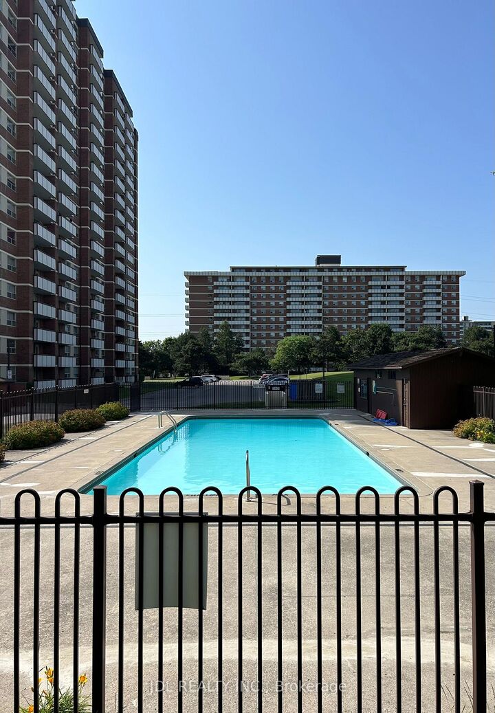 Property Photo:  505 Cummer Ave Avenue #707 Suite A  ON M2K 2L8 