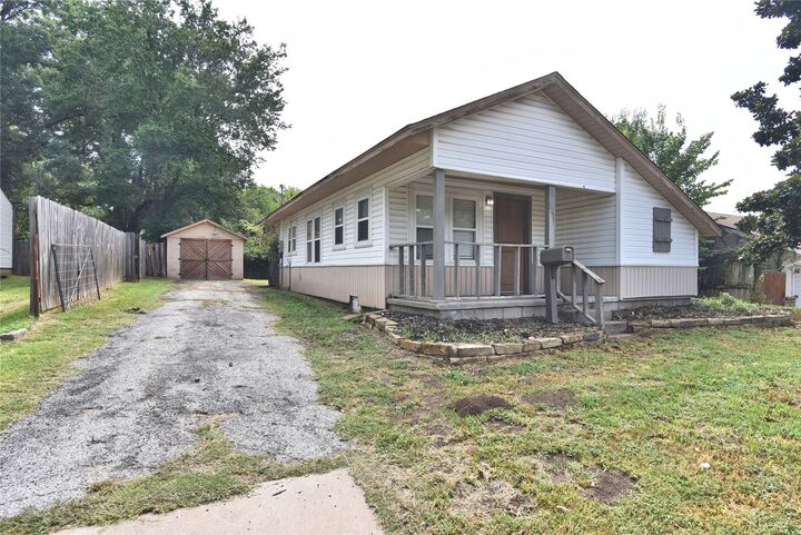 Property Photo:  117 S 65th West Avenue  OK 74127 