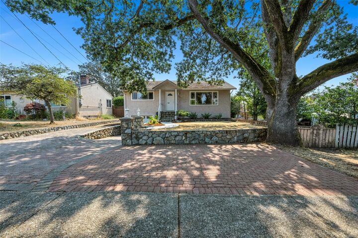 Property Photo: 3107 Harriet Rd BC V9A 1T7