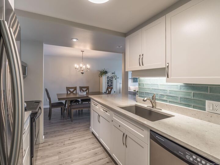 Property Photo: 3555 Outrigger Rd #404 BC V9P 9K1