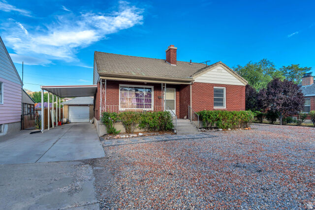 Property Photo:  562 N 1000 W  UT 84116 