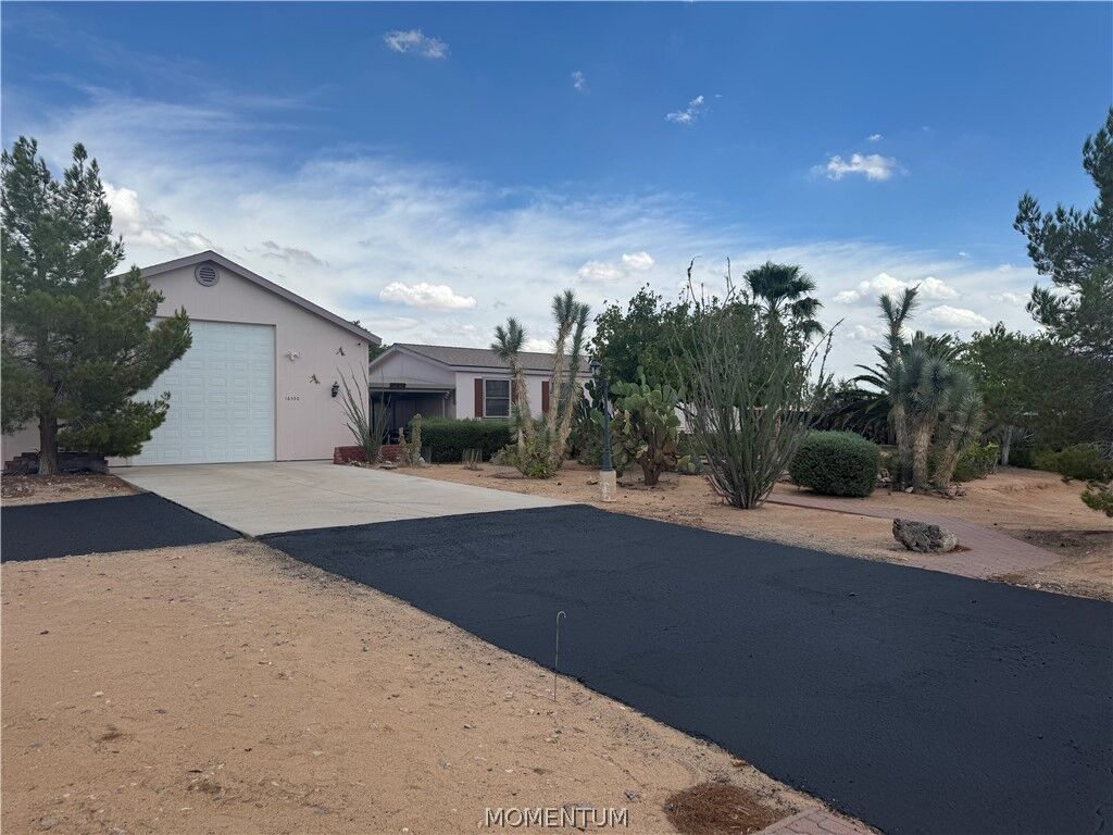 Property Photo:  16330 S Hillery Avenue  AZ 86438 