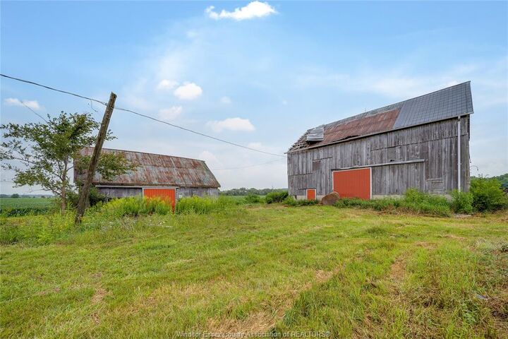 Property Photo: 1094 Hale School Road ON N0P 1K0