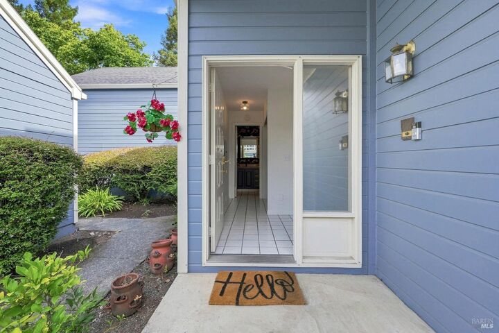 Property Photo:  96 Firestone Way  CA 95409 