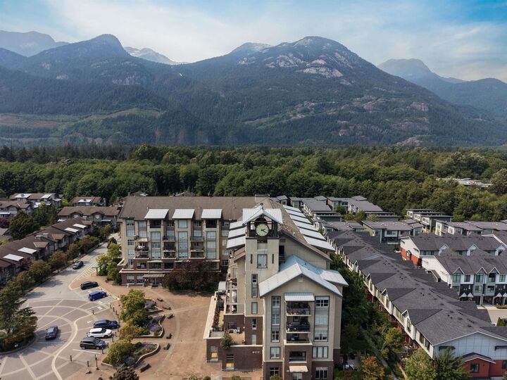 1211 Village Green Way 305 — photo 1