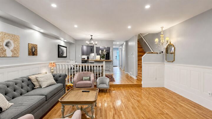 3938 Indian River Drive — photo 1