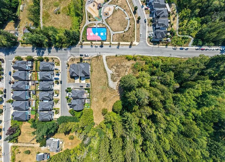 Property Photo: 24177 112 Avenue BC V2W 1H5