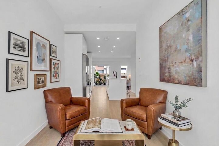 Property Photo: 535 E 2nd Street 137 BC V7L 1E1