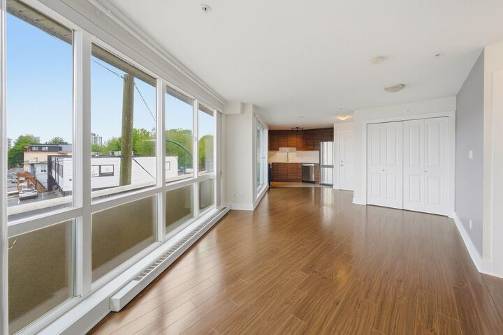 Property Photo: 4338 Commercial Street 201 BC V5N 4G6