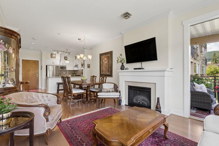 Property Photo: 1111 E 27th Street 203 BC V7J 1S3