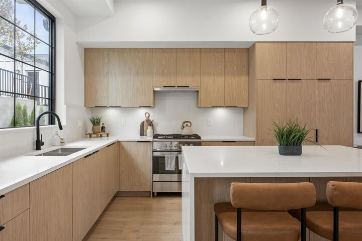 Property Photo: 19771 75B Avenue BC V2Y 1S1