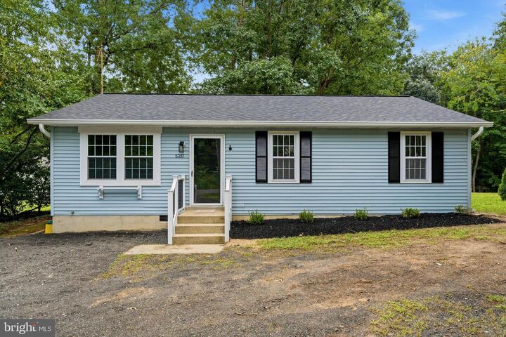 Property Photo:  520 Laurel Drive  MD 20657 