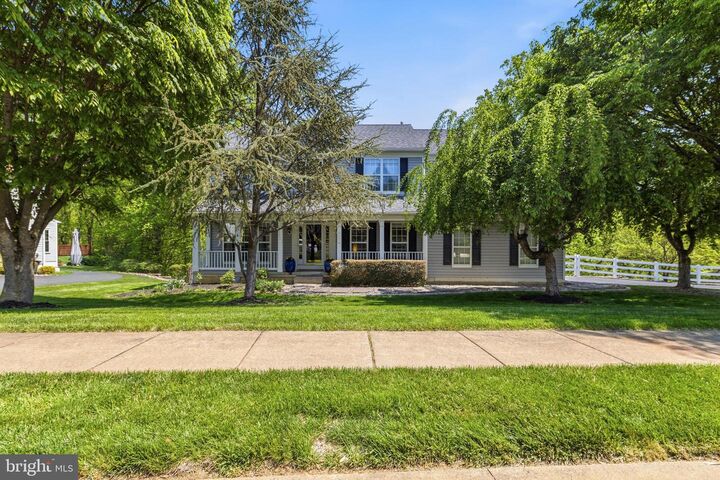 Property Photo:  307 Winterthur Lane  DE 19711 