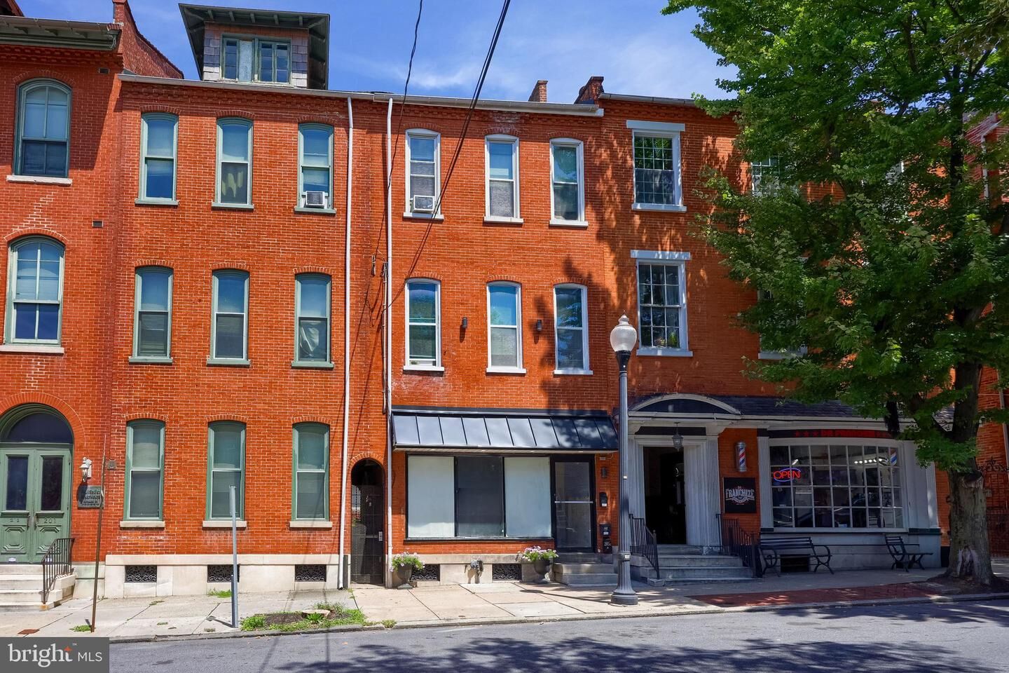 Property Photo:  205 E King Street  PA 17602 