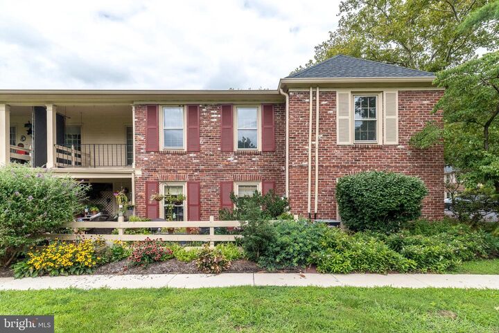 Property Photo:  115 Macklenburg Drive L 20G  PA 19422 