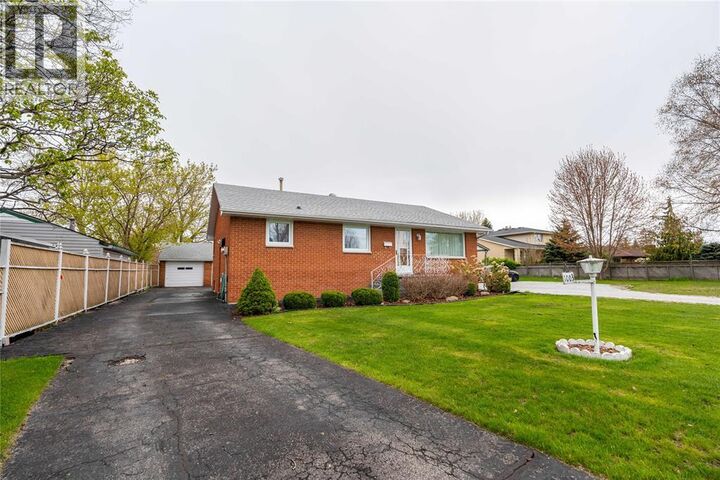 Property Photo:  1003 Michigan Avenue  ON N7T 7B7 
