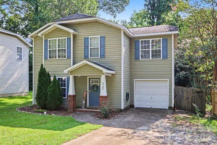 Property Photo: 4732 Grasset Avenue NC 28269