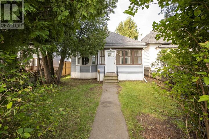 Property Photo:  349 Vickers St N  ON P7C 4B1 
