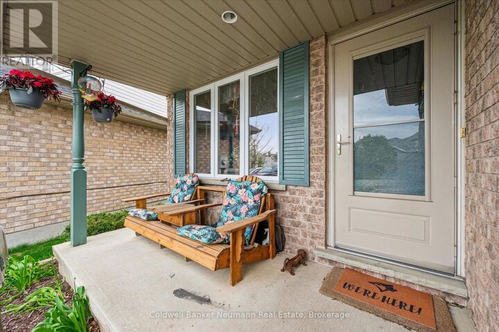 Property Photo:  67 Cedarvale Avenue  ON N1E 6Y3 