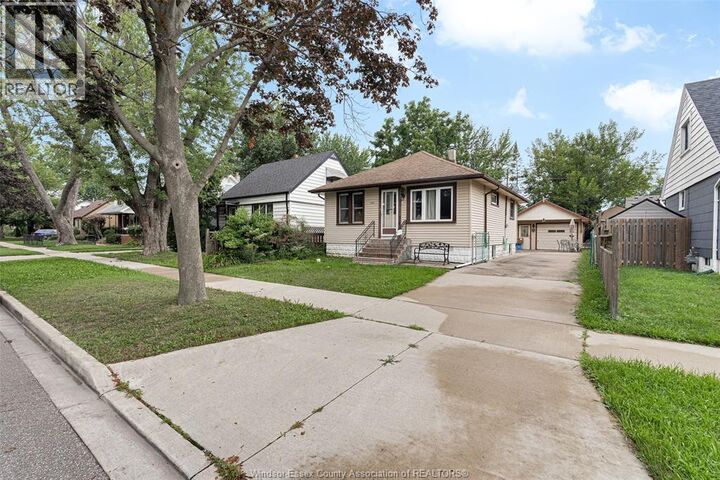 Property Photo:  1547 Ellrose Avenue  ON N8Y 3X6 