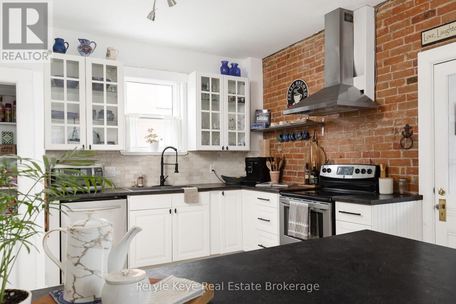 Property Photo: 78 McMurray Street ON P1L 2A1