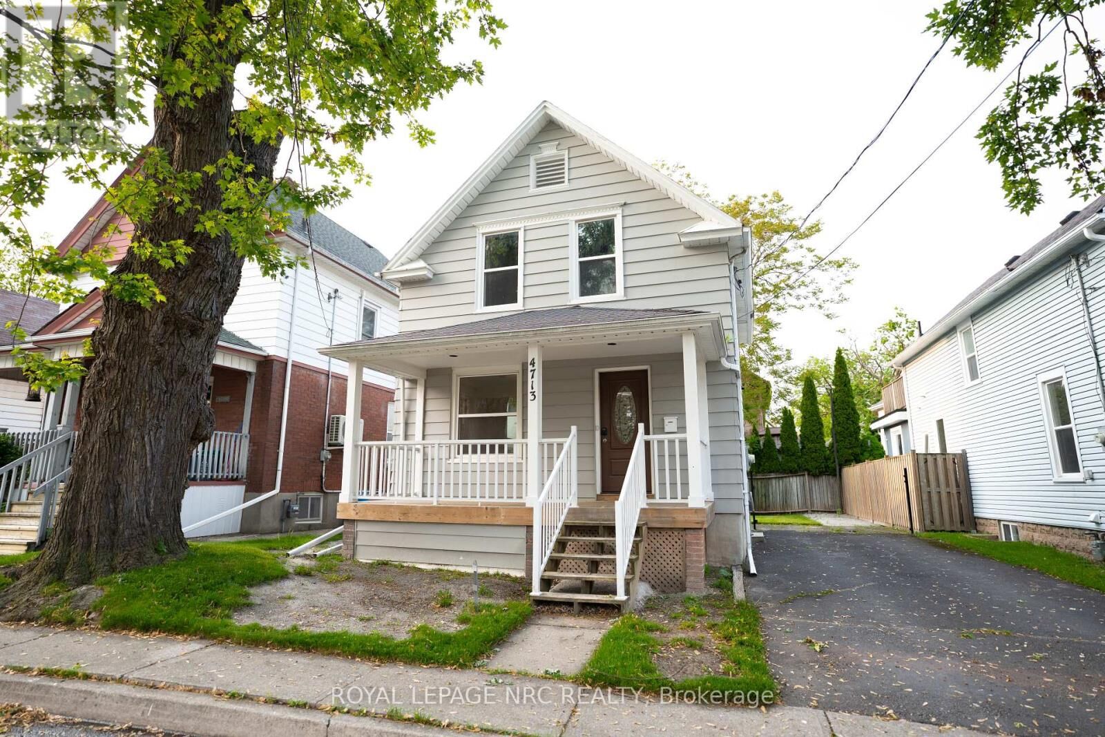 Property Photo:  4713 Cookman Crescent North  ON L2E 1C1 